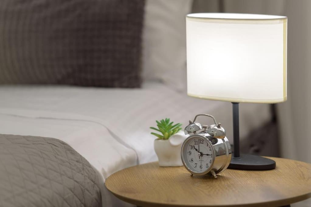 Onar Elegant Beachside