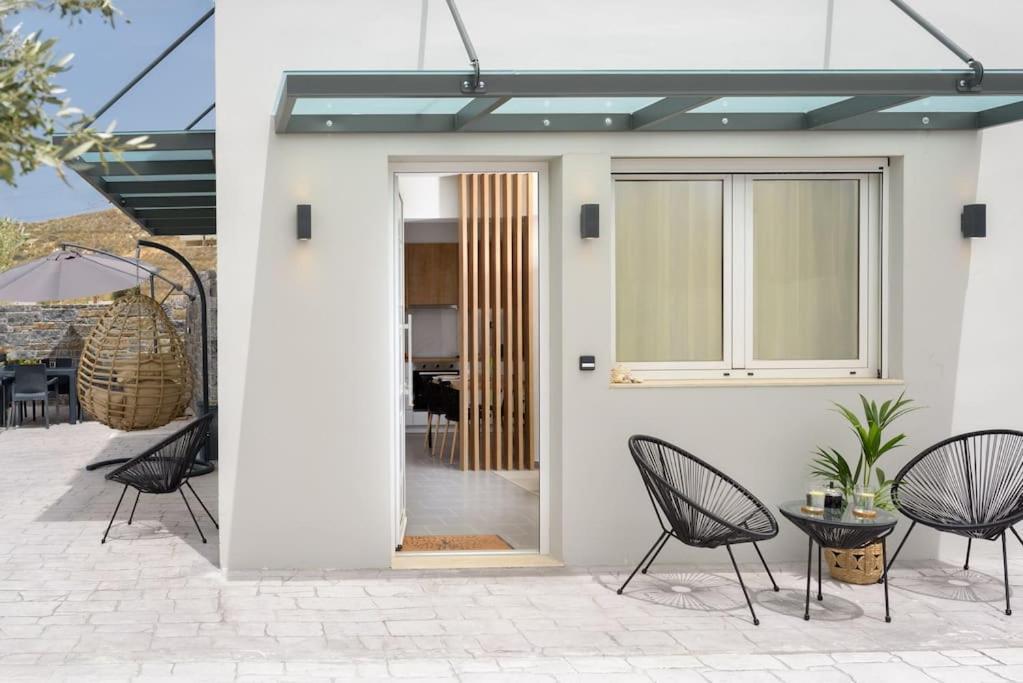 Onar Elegant Beachside * Heraklion (Crete)